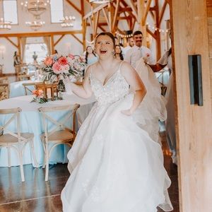 Meet your Posher, Caitlyn